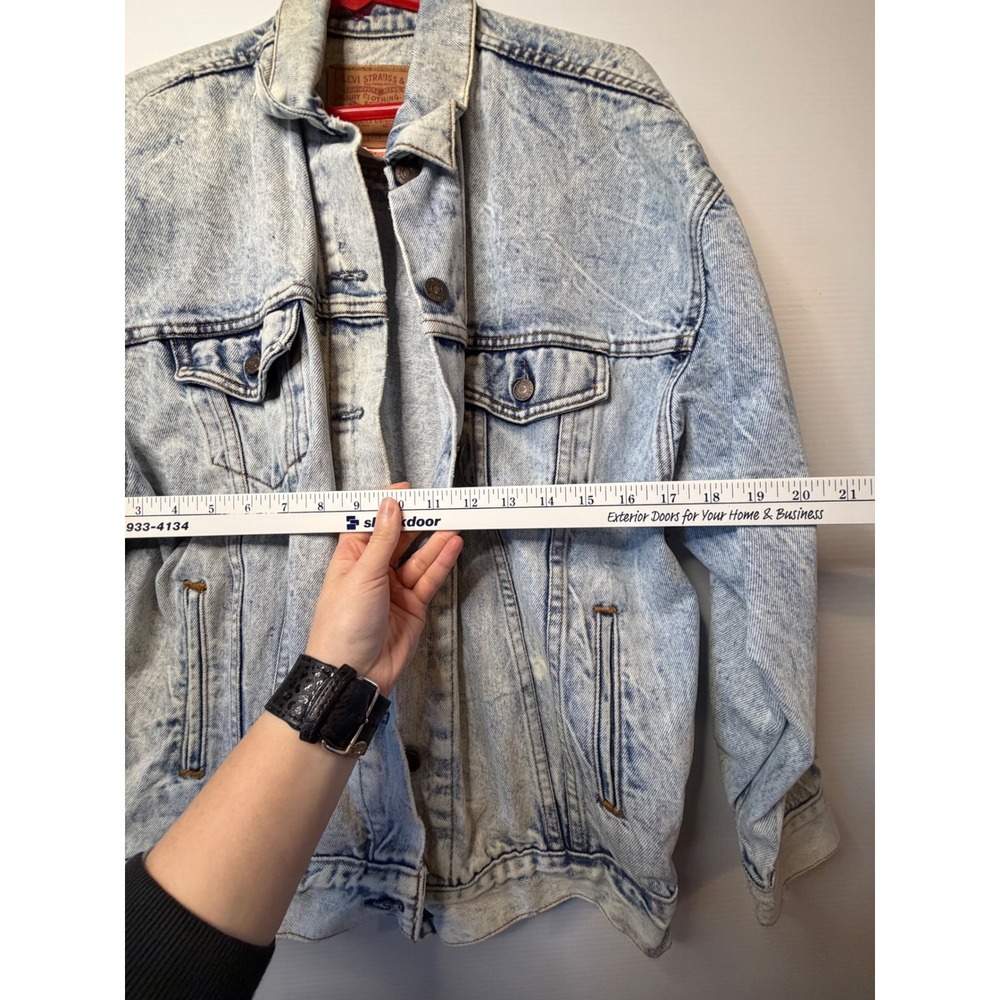 VTG LEVIS Acid Wash Denim Trucker Jacket USA Distressed Rips Women Medium Casual - Picture 6 of 16